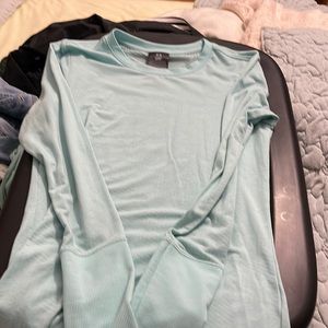 Underarmour cold gear long sleeve shirt